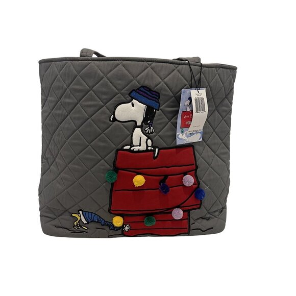 NWT Vera Bradley Ski Slope Snoopy Quilted Tote Bag Inner Pockets Festive Pom-Pom - Picture 1 of 8